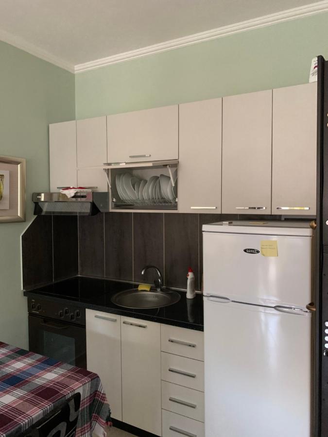 Duki'S Apartments Орікум Екстер'єр фото
